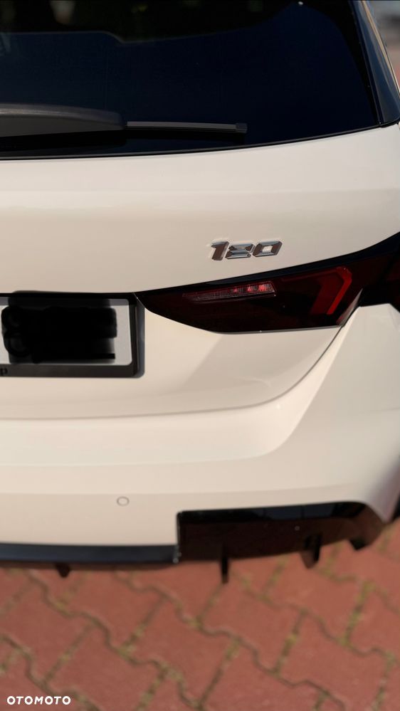 BMW Seria 1 - 12