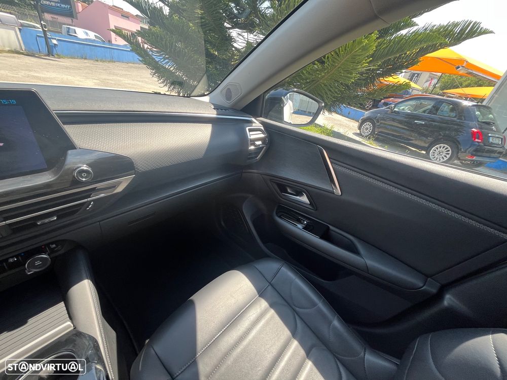 Citroën C5 X 1.2 PureTech Shine EAT8 - 34