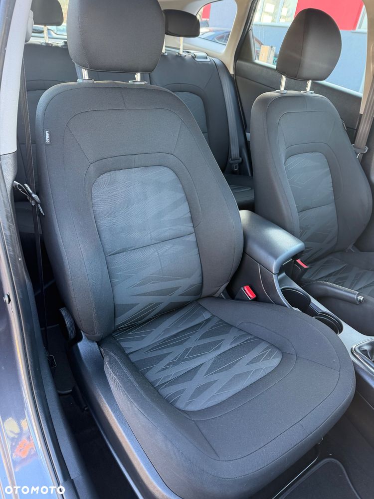 Kia Ceed 1.6 GDI ISG Dream Team Edition - 13