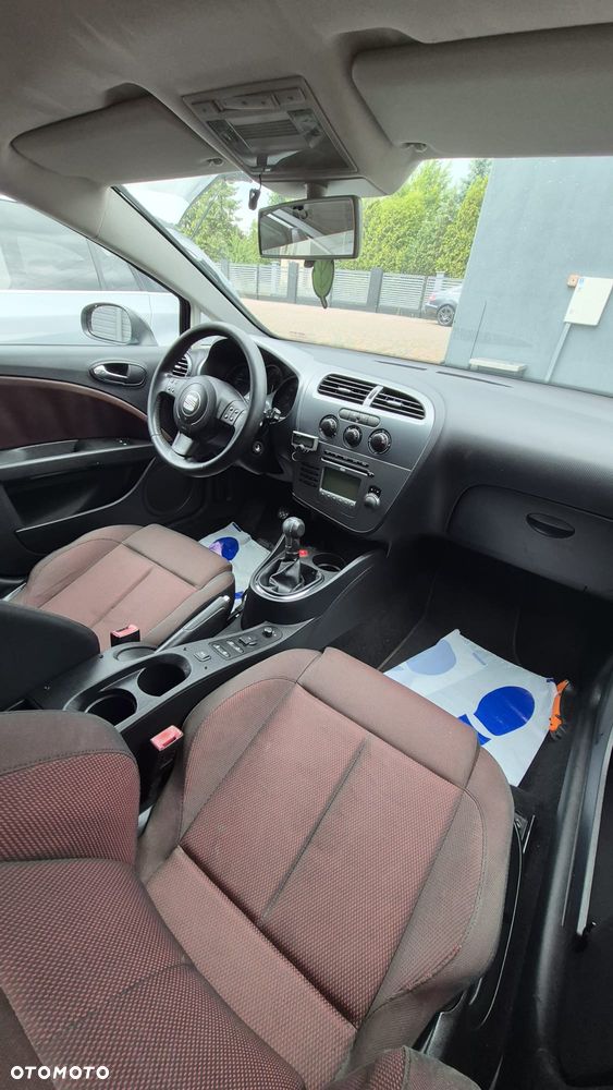 Seat Leon 1.6 Reference - 8