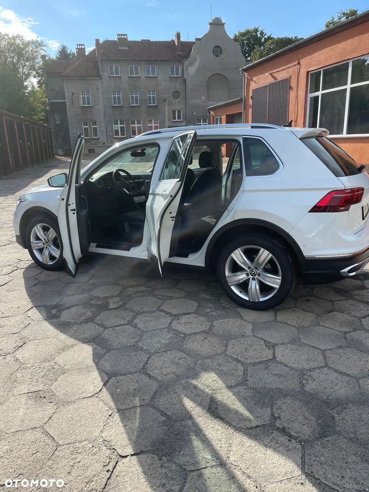 Volkswagen Tiguan 2.0 TDI SCR 4Mot Elegance DSG - 4