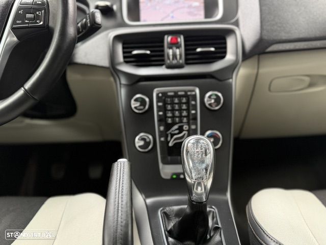 Volvo V40 1.6 D2 Momentum Eco - 15