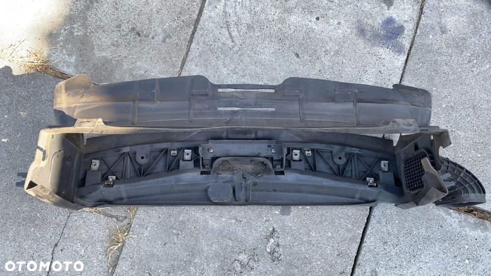 BMW F32 F33 F36 KIEROWNICA POWIETRZA WLOT 7290610 USZKODZONA - 2