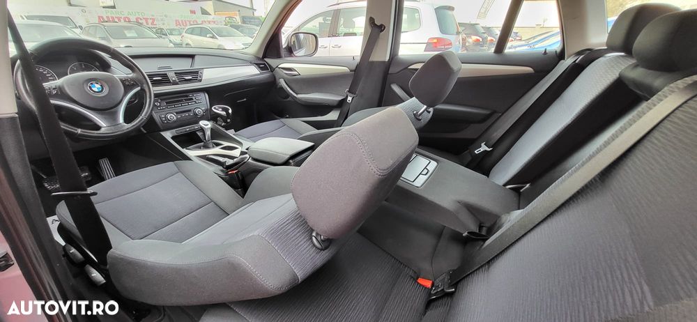 BMW X1 sDrive18d - 27