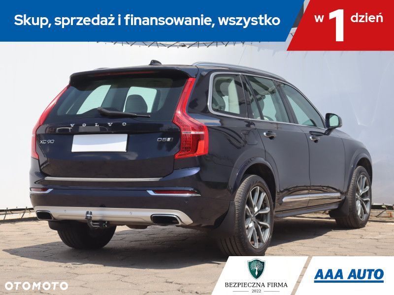 Volvo XC 90 - 7