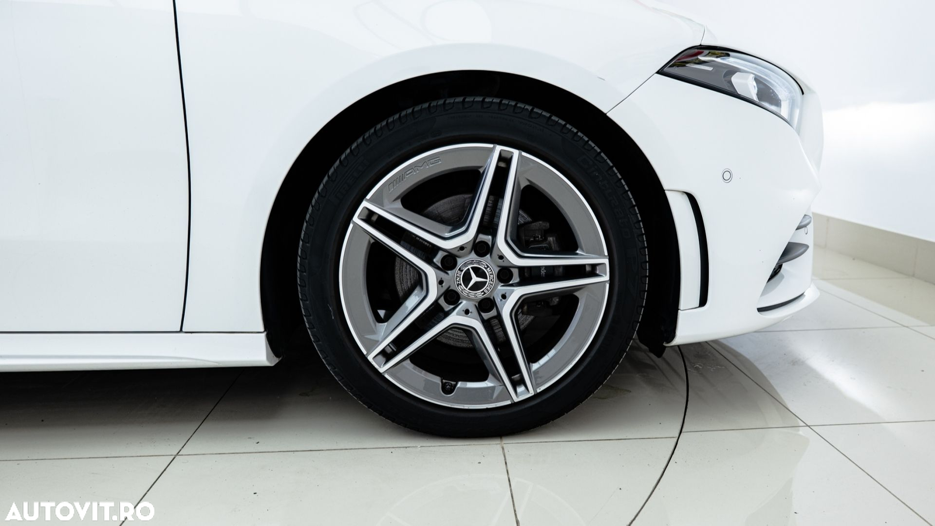 Mercedes-Benz A 180 7G-DCT Edition AMG Line - 10