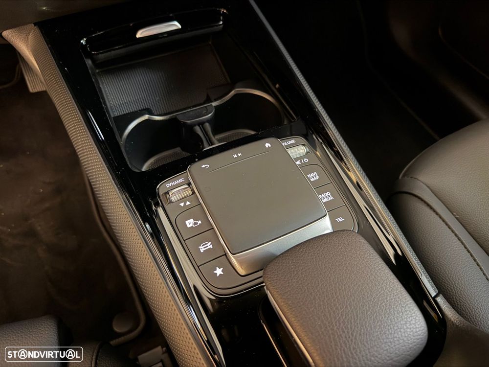 Mercedes-Benz GLA 250 e Progressive - 22