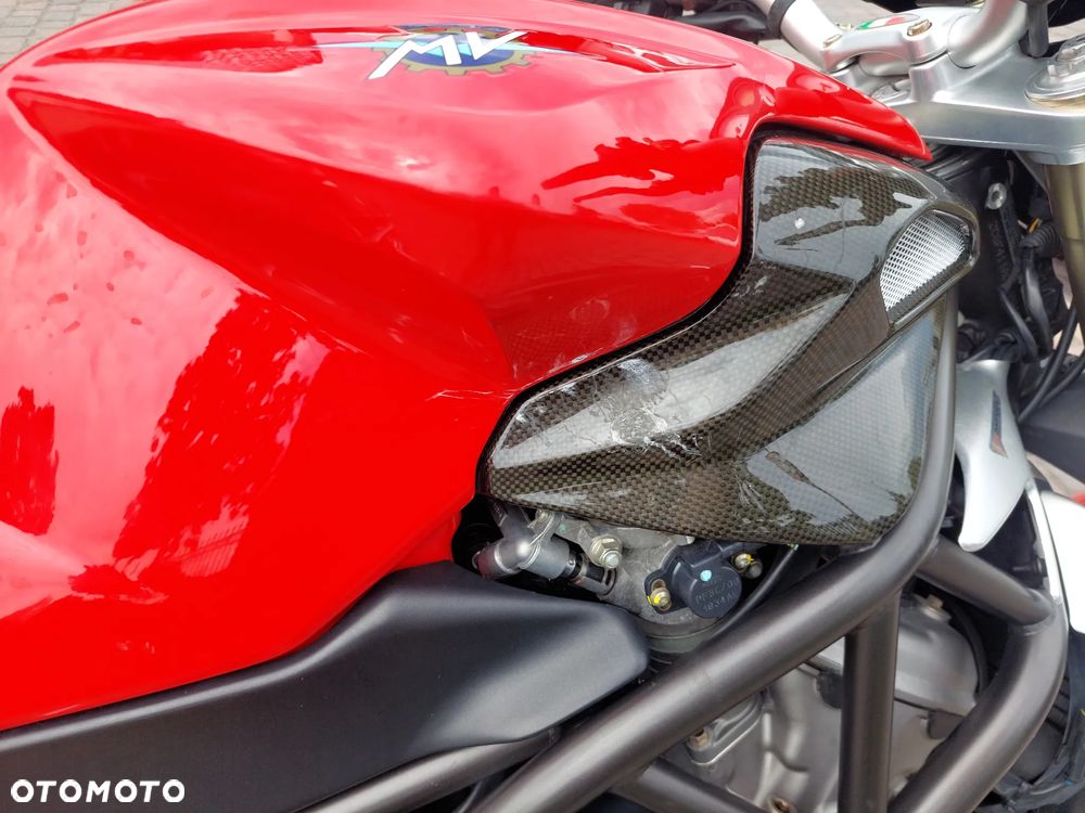 MV AGUSTA Brutale - 14