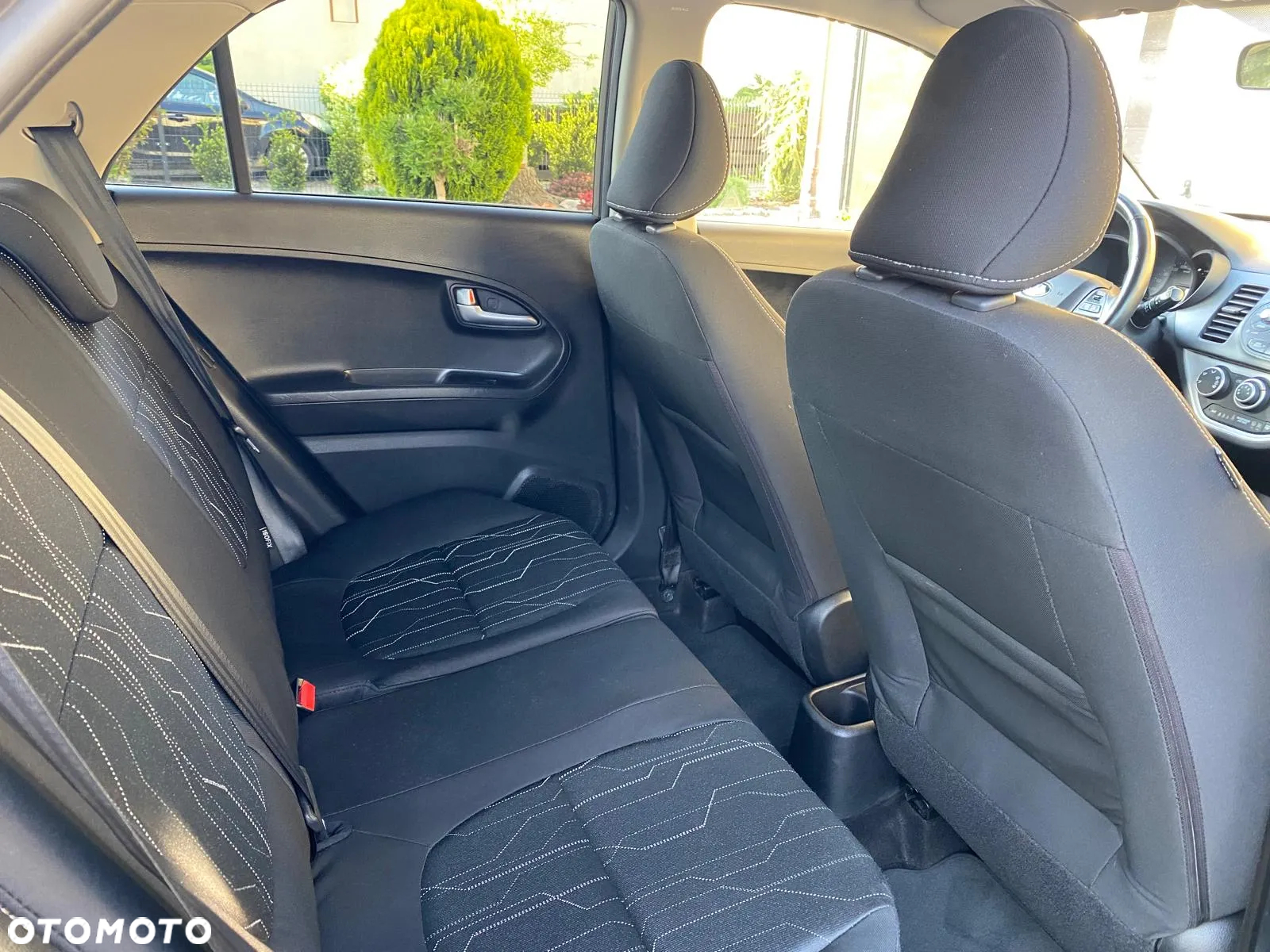 Kia Picanto 1.0 Dream Team Edition - 13