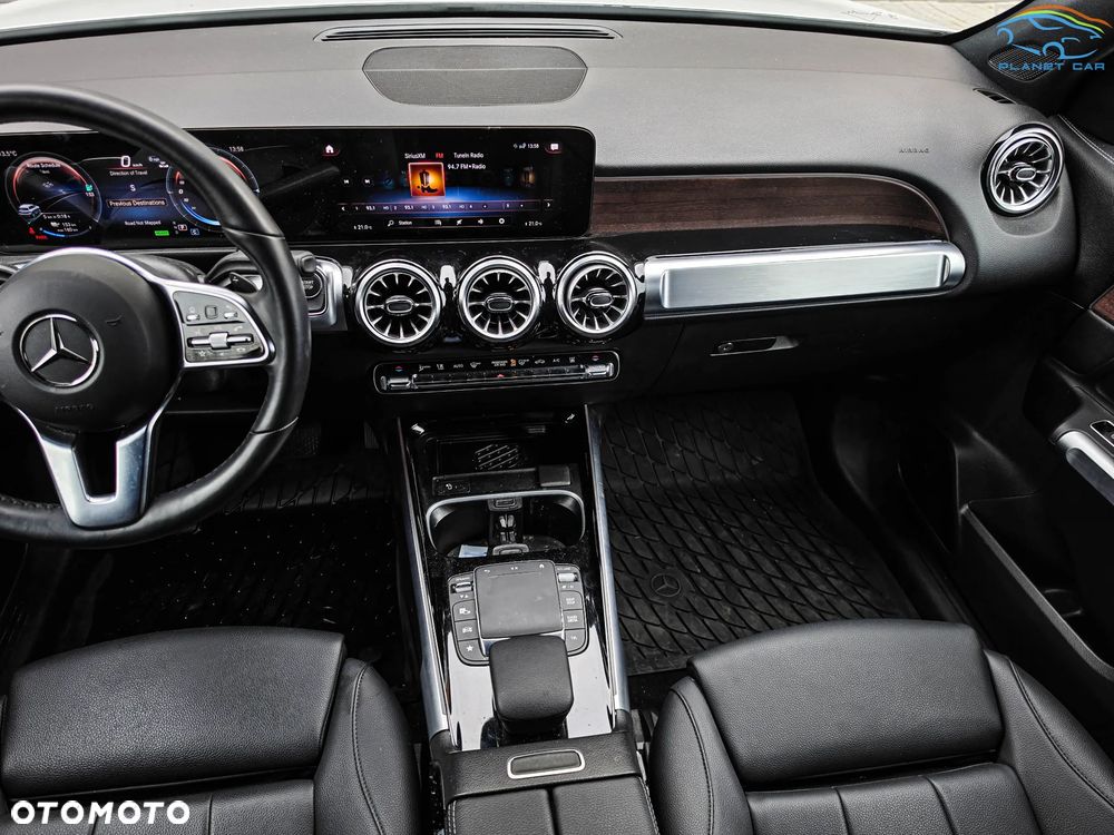Mercedes-Benz EQB 250+ - 21