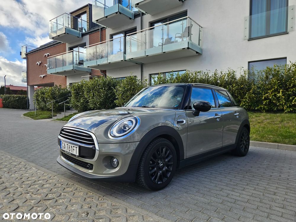 MINI Cooper Standard - 11