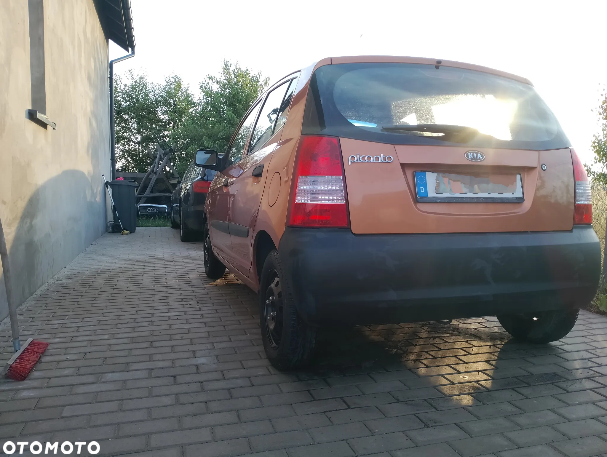 Kia Picanto - 8