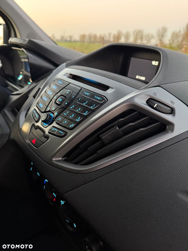 Ford Transit custom - 23