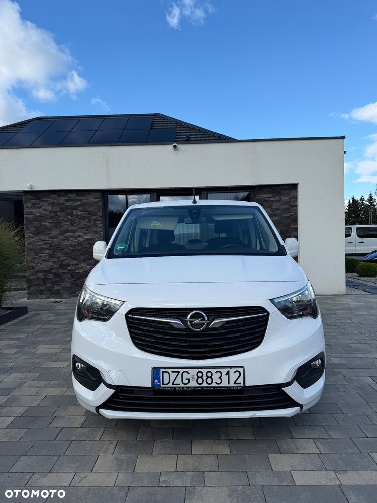 Opel Combo 1.5 CDTI Essentia S&S - 2