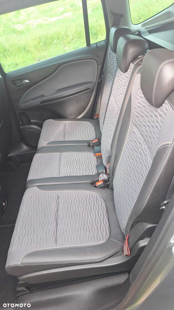 Opel Zafira - 7