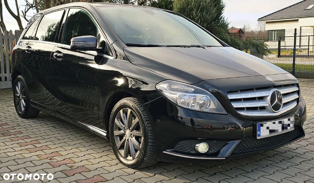 Mercedes-Benz Klasa B 180 d BlueEFFICIENCY Edition Style - 12