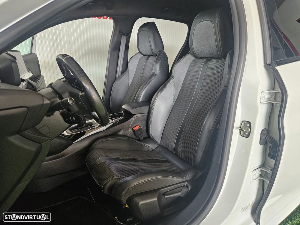 Peugeot 208 1.5 BlueHDi GT - 15