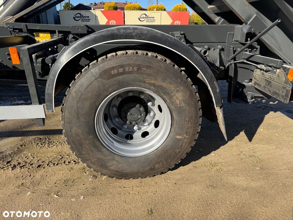DAF CF 75-310 Wywrotka / HDS Fassi/ - 14