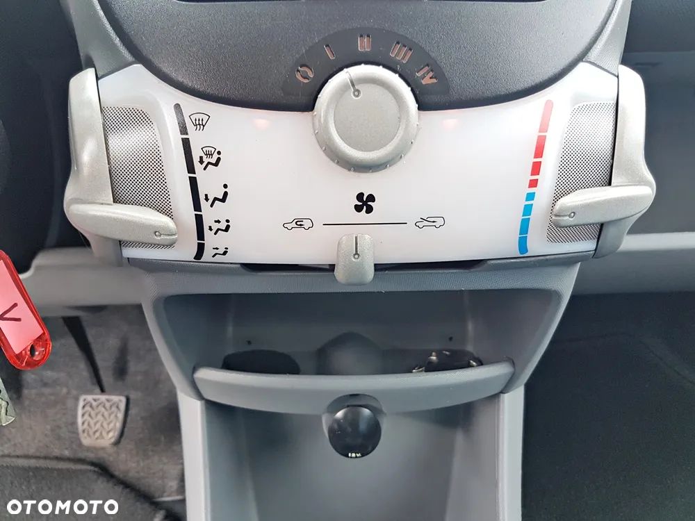 Peugeot 107 1.0 Trendy nICE - 17