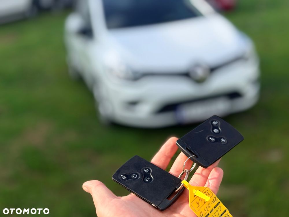 Renault Clio - 6