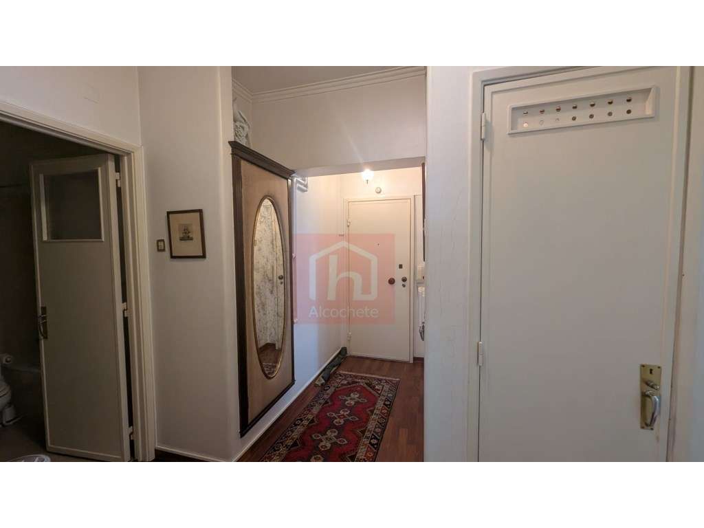 Apartamento T3 na Estrada da Luz, Benfica - Grande imagem: 2/38