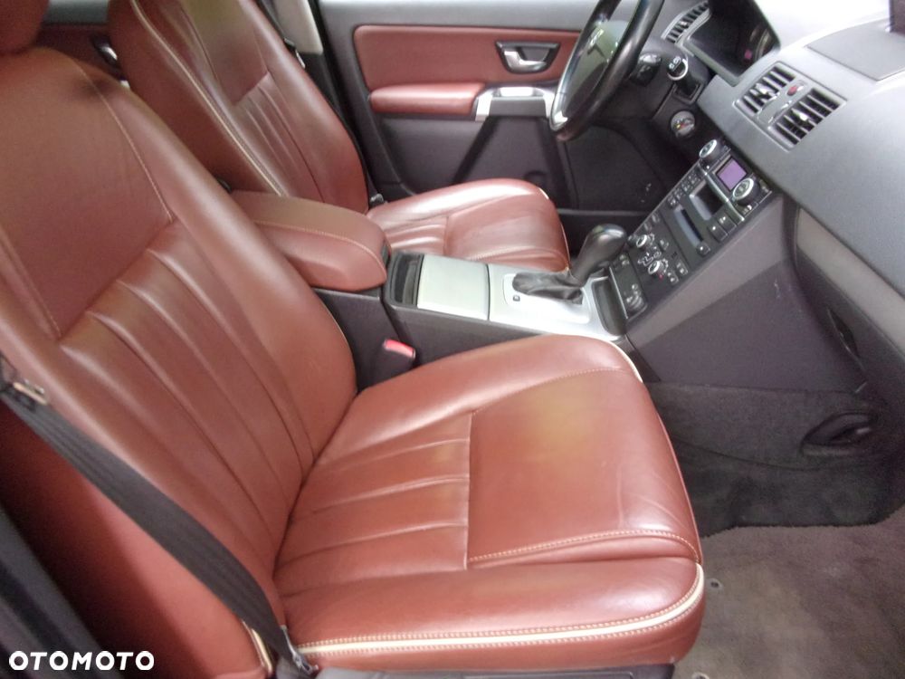 Volvo XC 90 D5 AWD Executive - 40