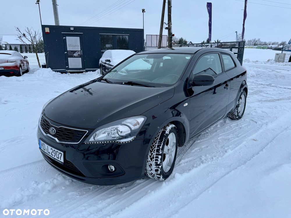Kia ProCeed - 2
