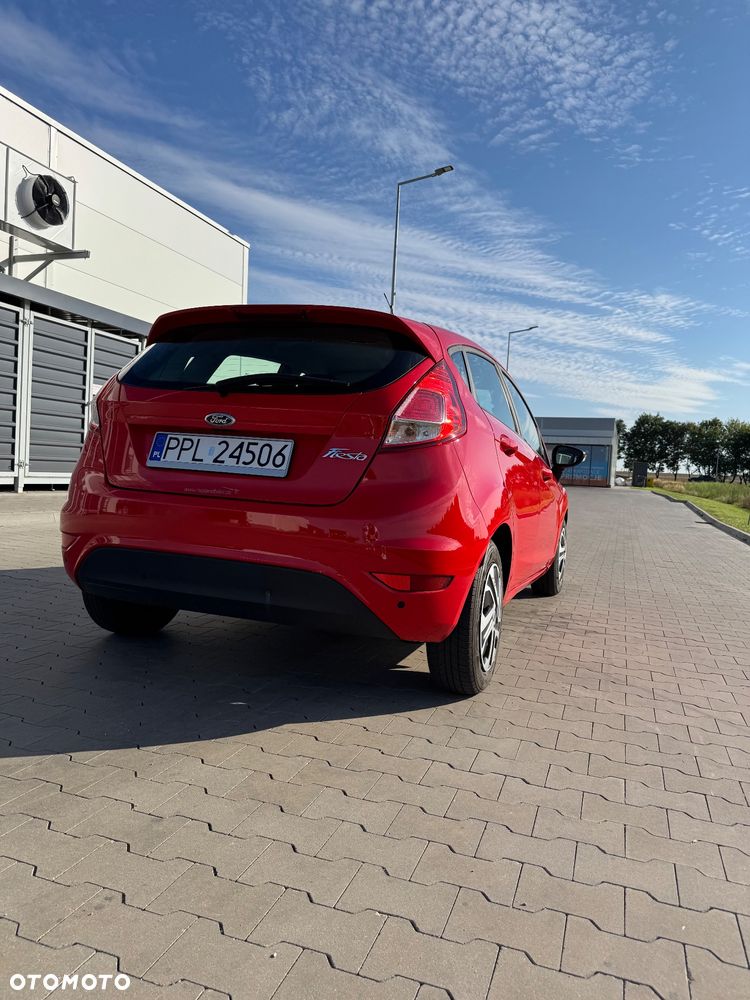 Ford Fiesta - 15