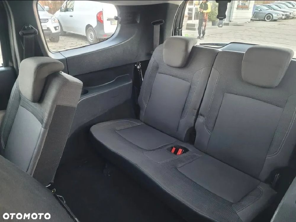 Dacia Lodgy - 22