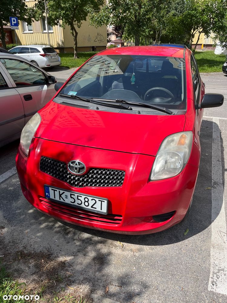 Toyota Yaris 1.0 Terra A/C - 1
