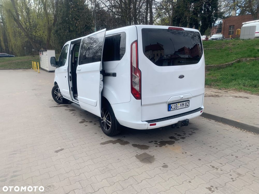 Ford Tourneo Custom 2.0 TDCi L2 Titanium - 4