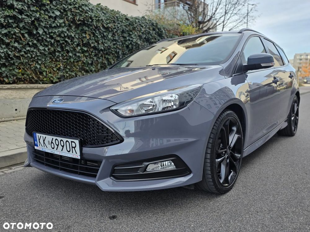 Ford Focus ST - 3