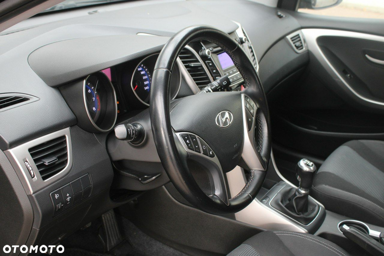 Hyundai i30 - 22