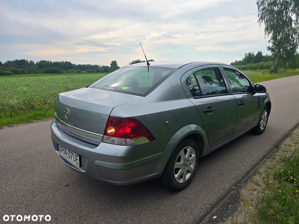 Opel Astra 1.6 - 4