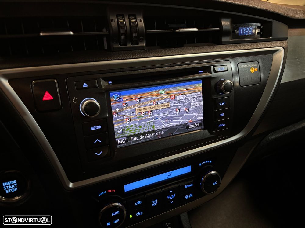 Toyota Auris Touring Sports ver-1-4-d--4d-c-plusp-techoplusp-sport - 20