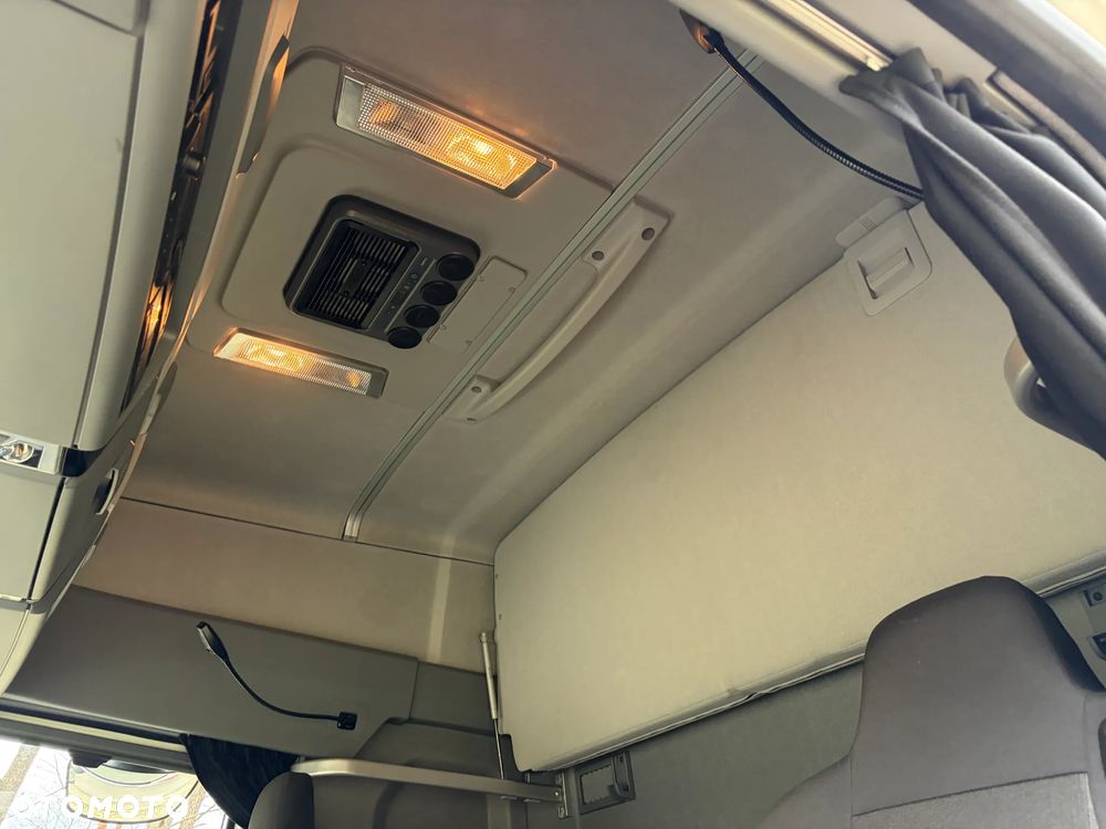 Renault T480 * Retarder * Lodówka * 13L Motor * 2 Zbiorniki * Klima Postojowa * - 12