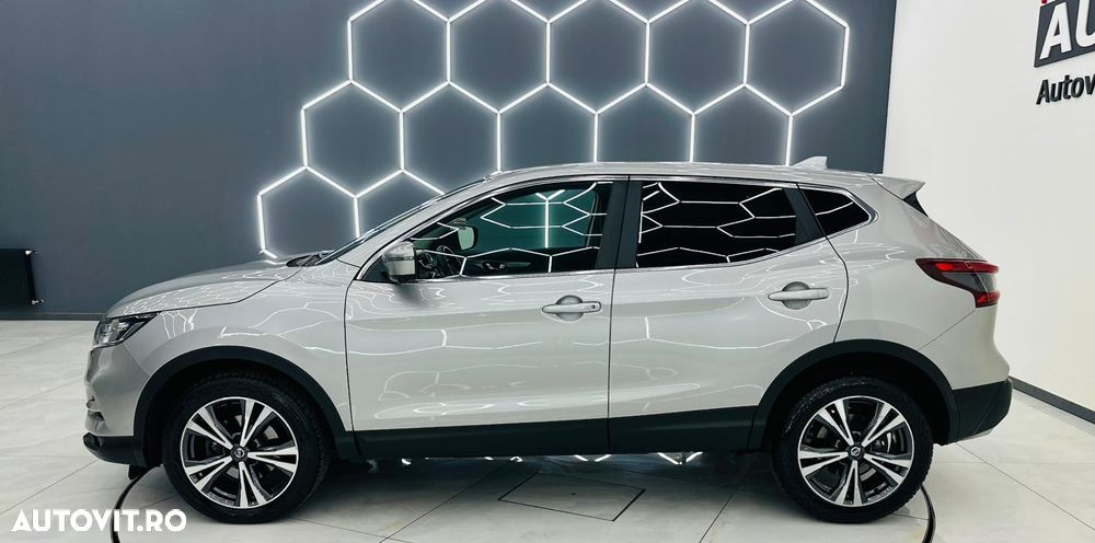 Nissan Qashqai 1.2 DIG-T Xtronic N-Vision - 32