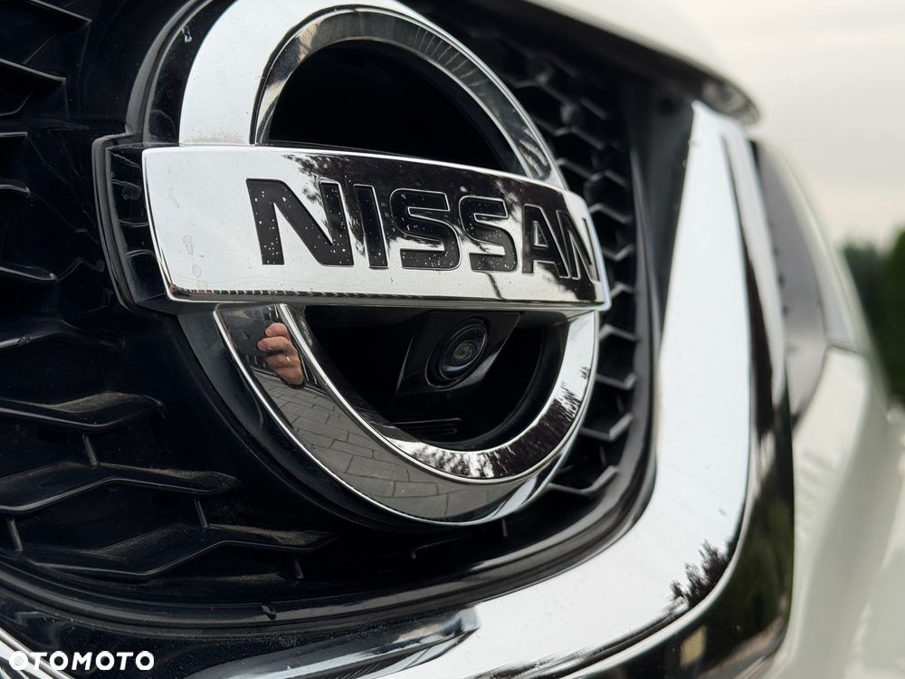 Nissan Qashqai 1.6 dCi TEKNA+ - 10