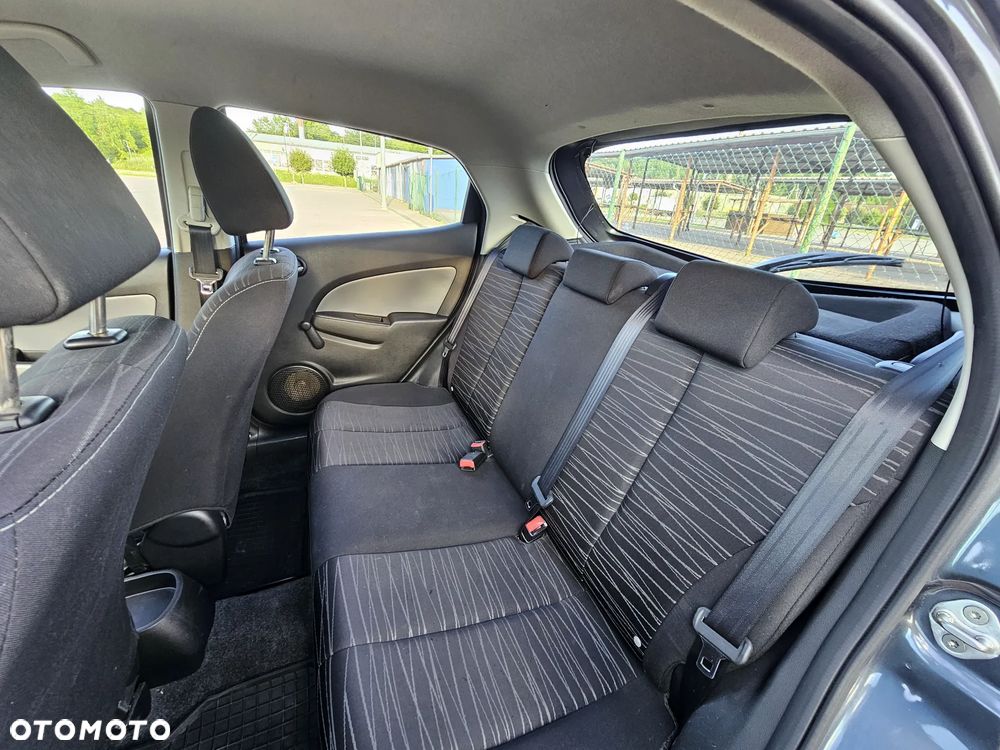 Mazda 2 - 17