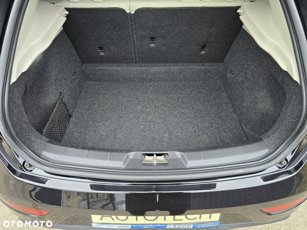 Volvo V40 - 11