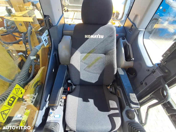 Komatsu pc240lc-11 - 35
