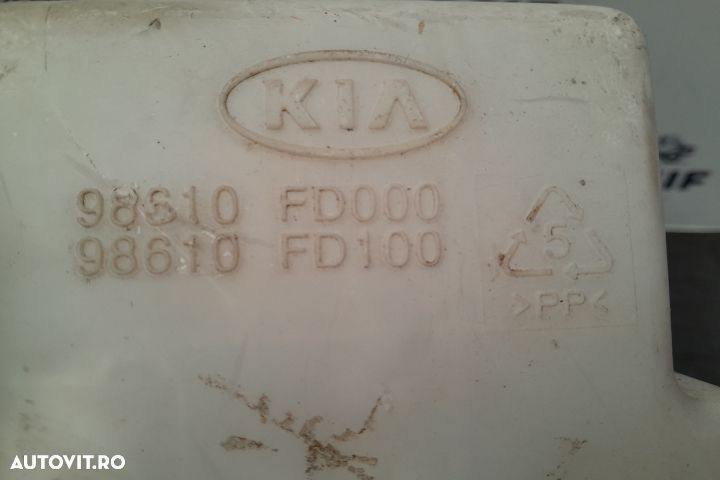 Vas lichid parbriz 98610FD000 98610FD000 Kia Rio 1 [facelift] [2002 - - 5