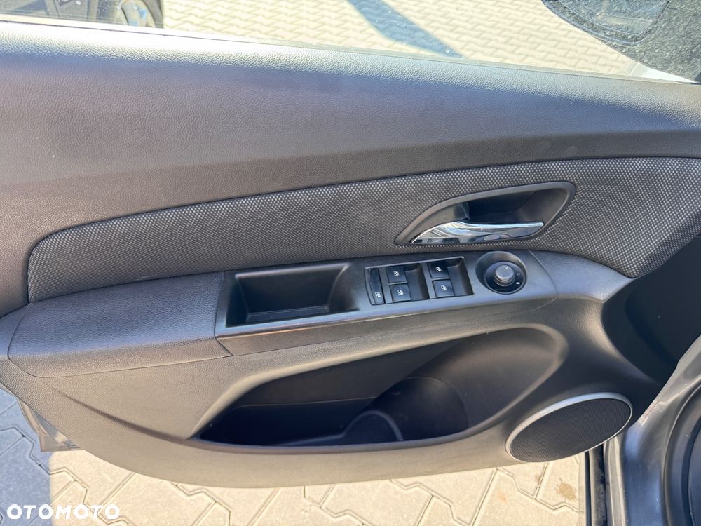 Chevrolet Cruze 2.0 D LTZ - 12