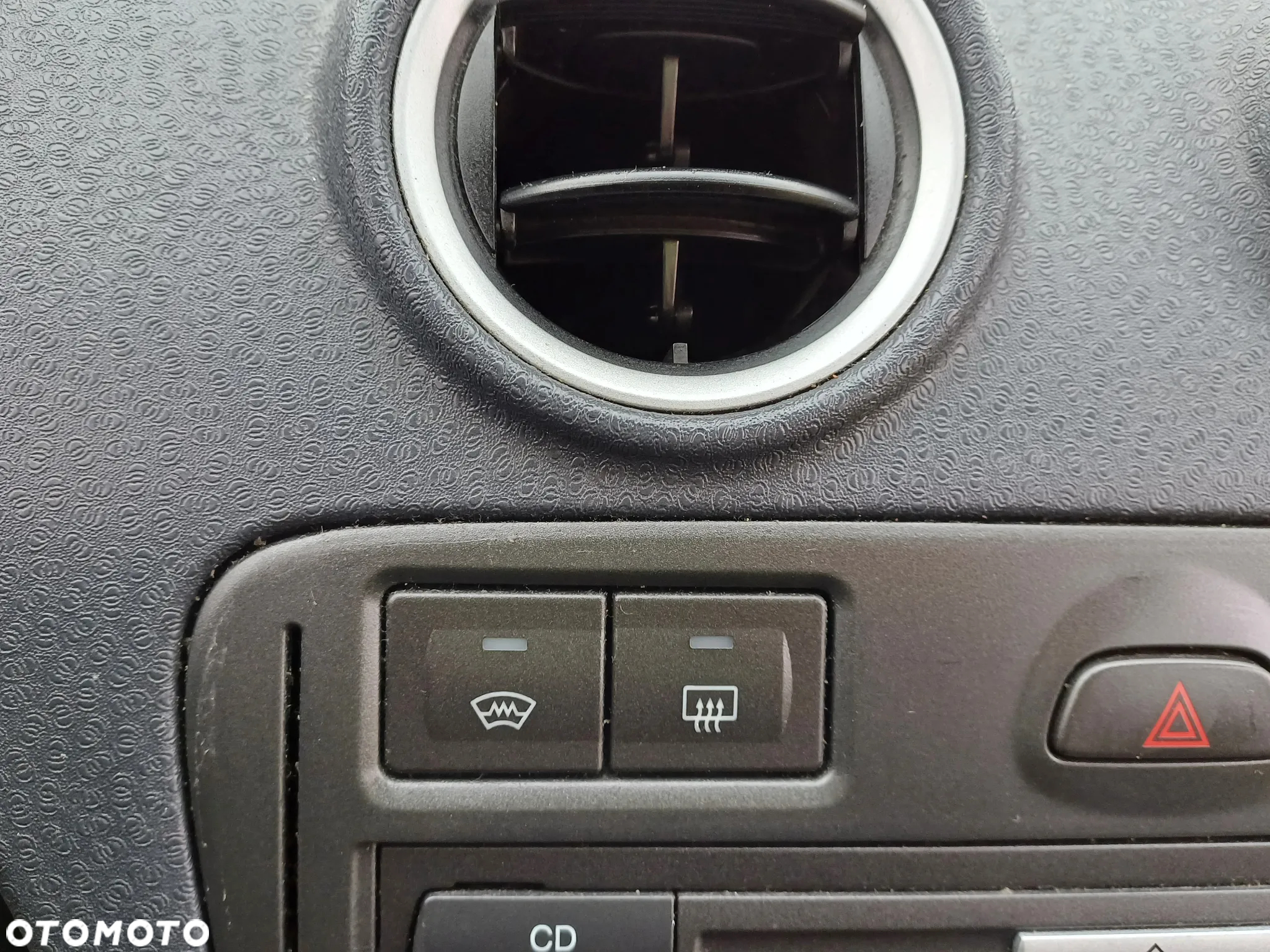 Ford Fusion 1.4 Ambiente - 33