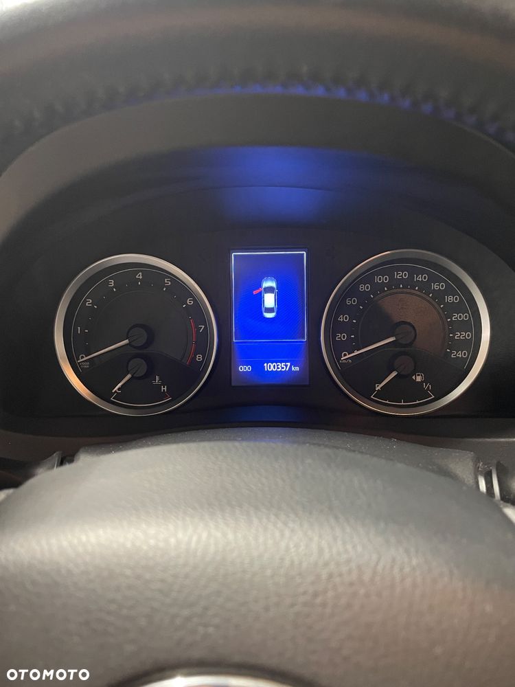 Toyota Corolla 1.6 Comfort - 9