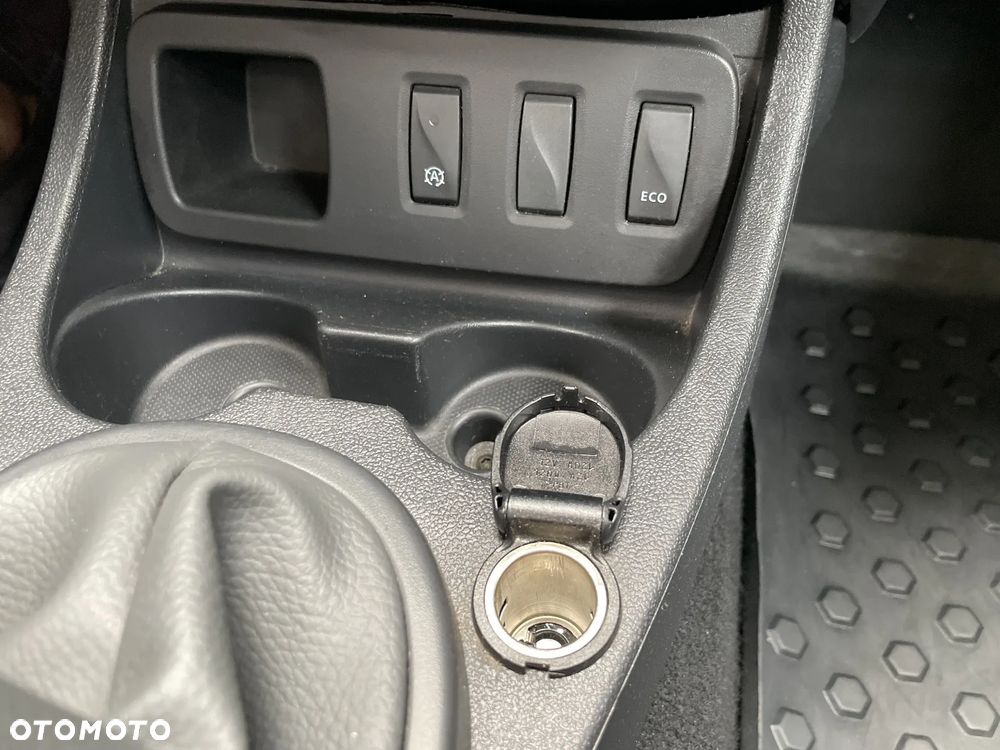 Dacia Duster 1.6 SCe Open S&S - 29