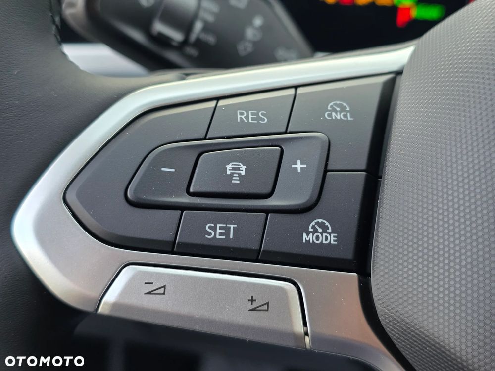 Volkswagen Passat - 29