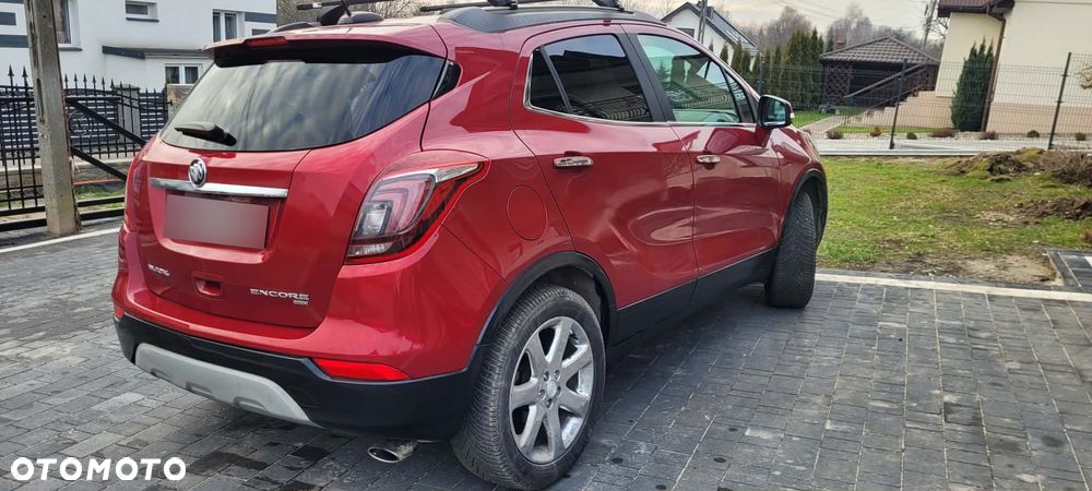 Buick Encore - 2