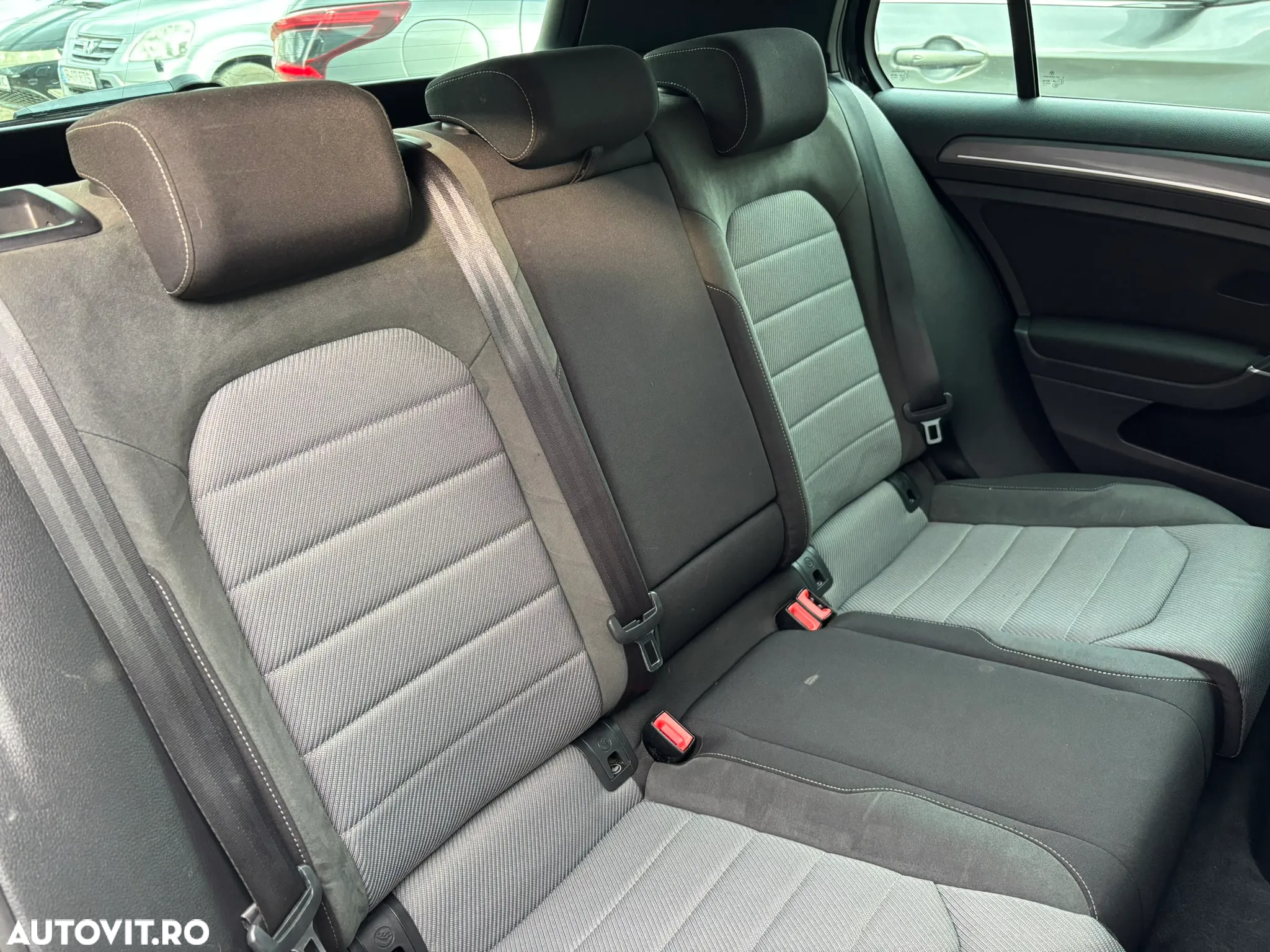 Volkswagen Golf 1.4 TSI Highline - 23