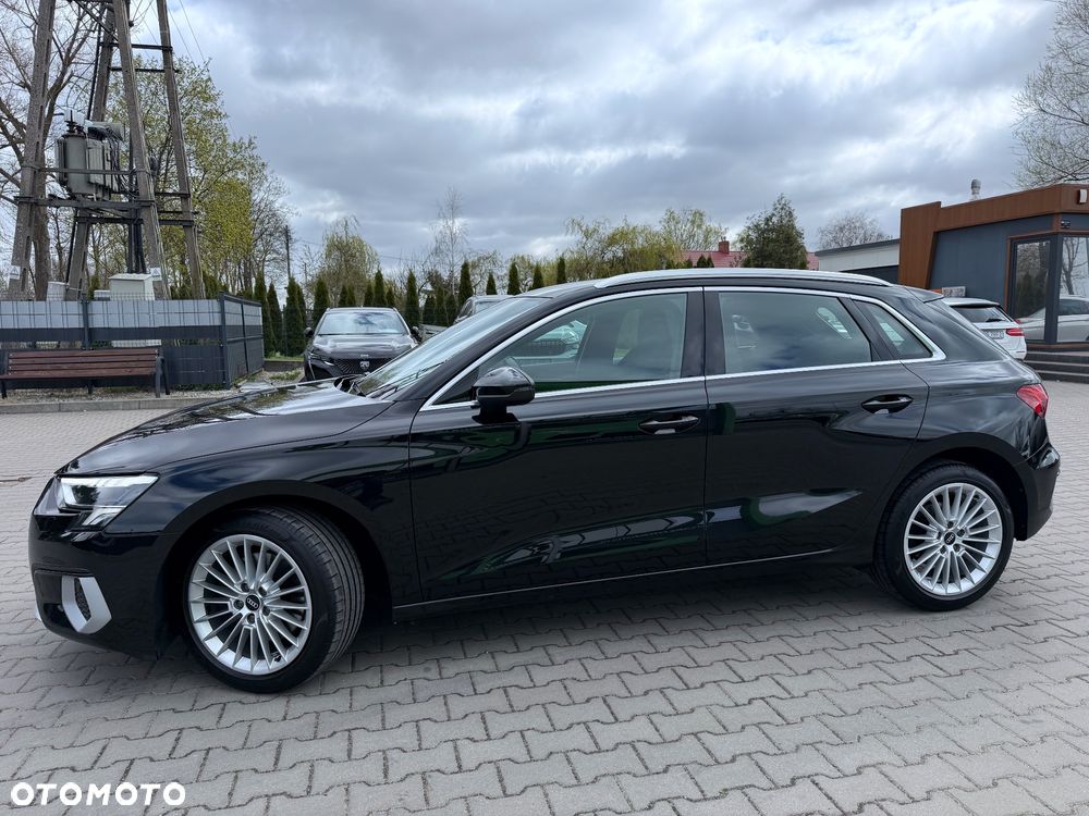 Audi A3 Sportback 35 TFSI S tronic - 4